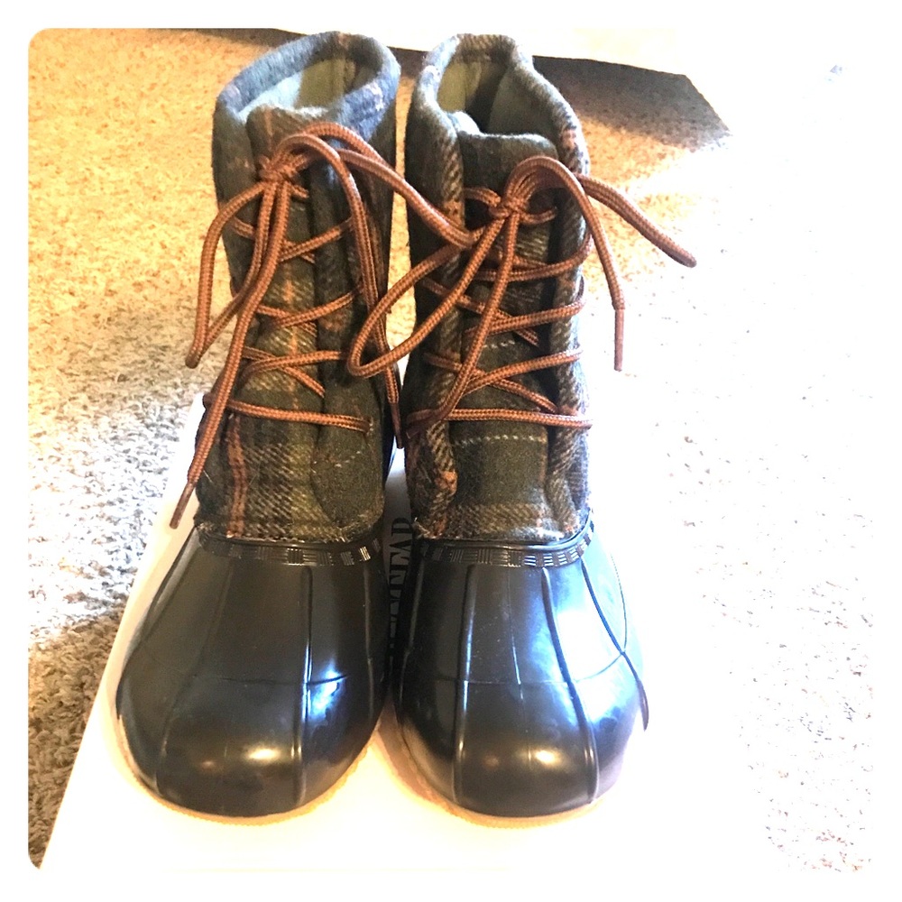 NIB just Fab Wellies rain boot as 8!